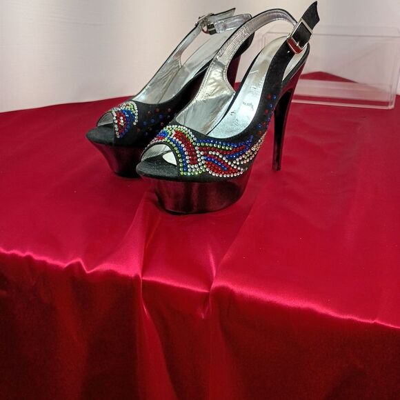 Elegant Multicolor Platform Heels - Picture 8 of 8